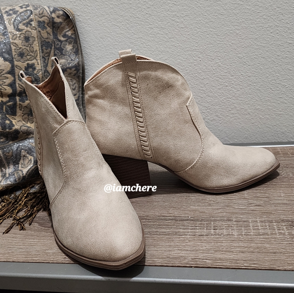 Wynter Western Booties